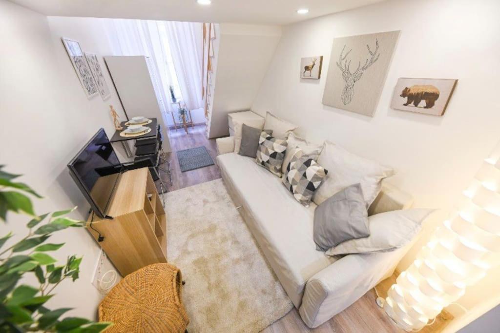1 Bedroom Flat In Nyar Str., Central Будапеща Екстериор снимка